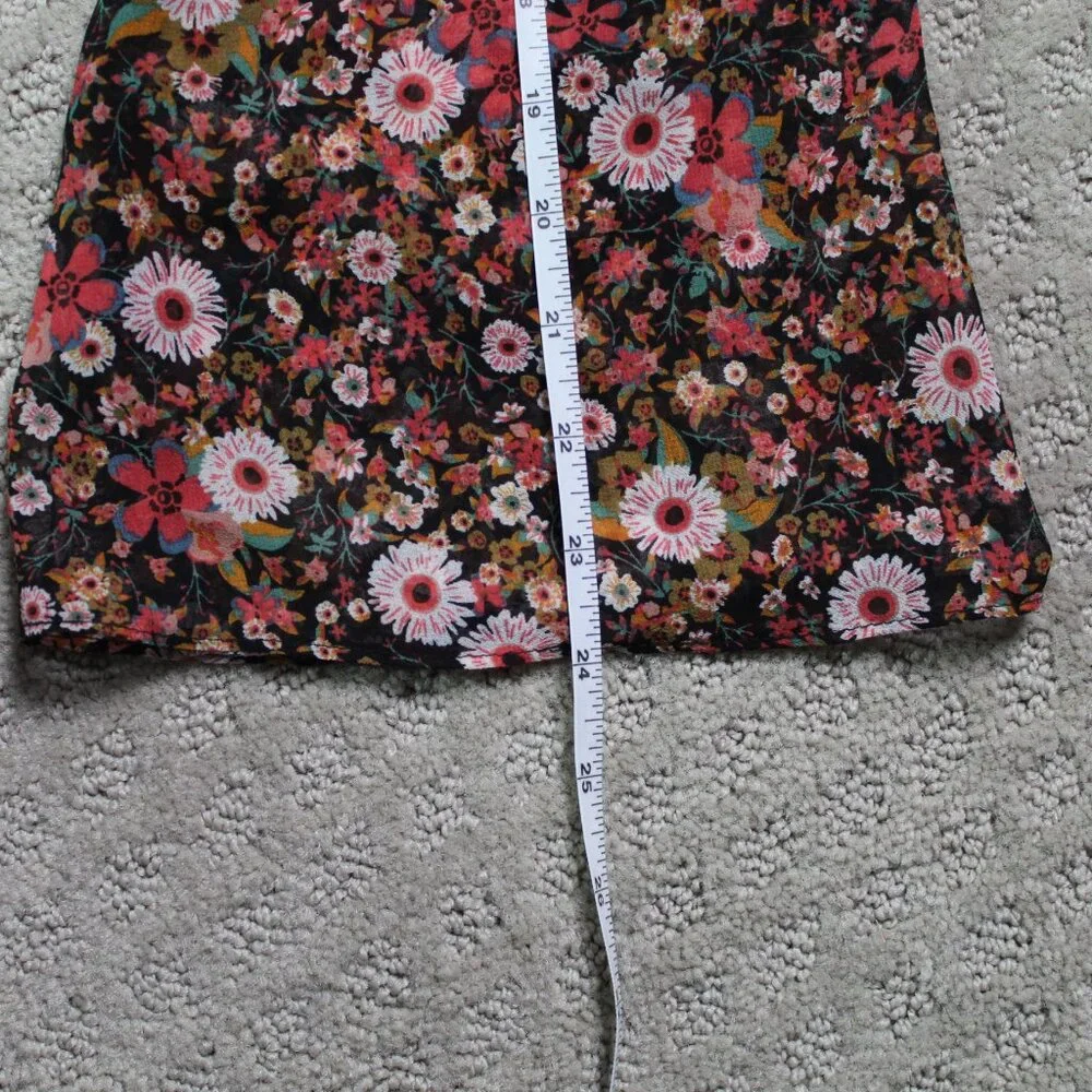 BCBGeneration Size S Black Floral Print Blouse - Picture 7 of 9